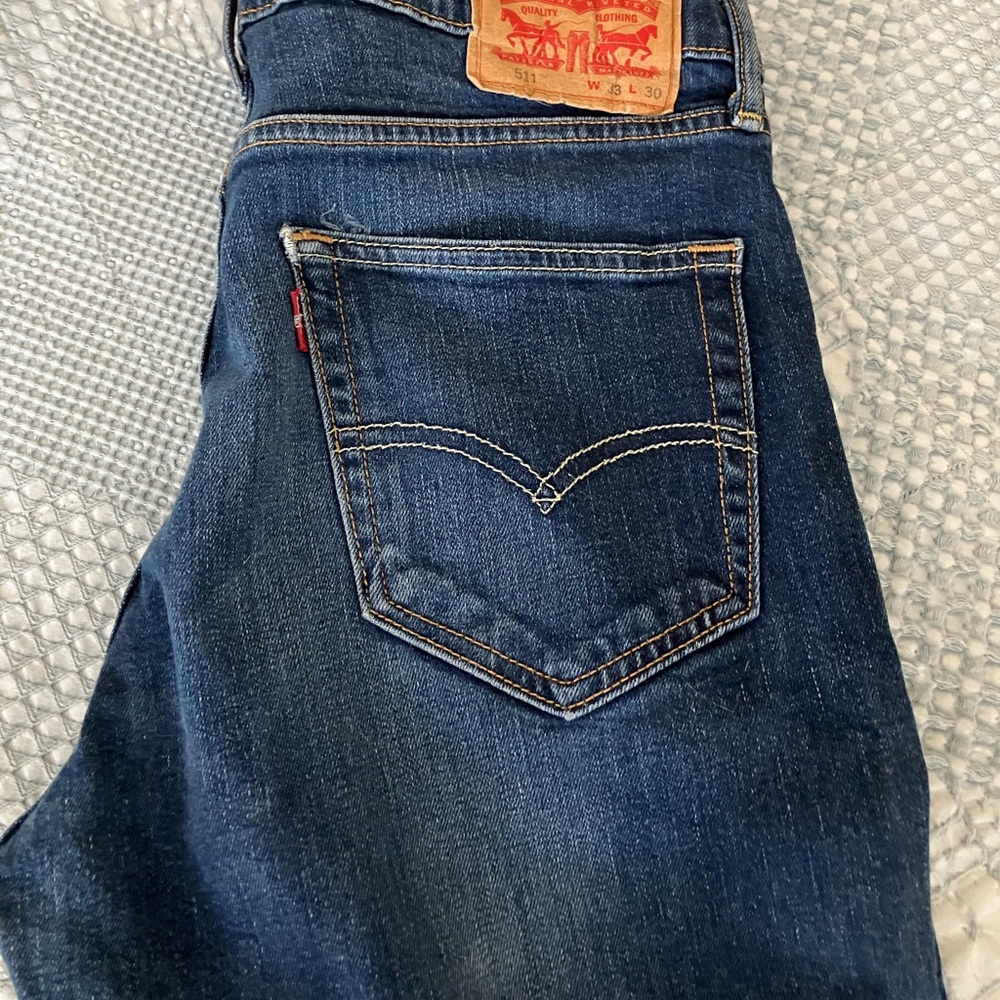 Perfectly worn Levi’s 511 jeans 33x30 listed but def small, see measurements 
.